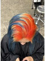 レコ 渋谷(LECO) オレンジとブルーのルーツデザイン