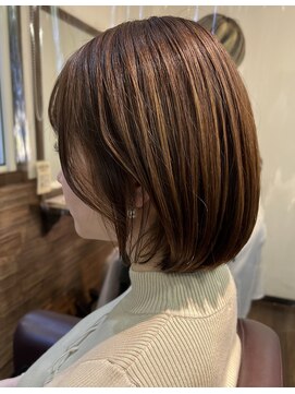 アモンド(Amonde) 切りっぱなしボブ