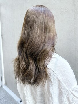 ティエラ 原宿 表参道(Tierra) 【関日葉里】透明感ベージュカラー