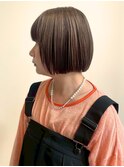 ボブ マロンベージュ 顔周りカット ハイトーン デザインカラー