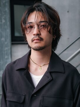 ガレージ バイ グリーン 原宿 表参道(Garage by green) センターパート×ルーズパーマ