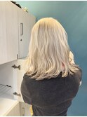 ホワイトブロンドハイトーントリプルカラーケアブリーチ