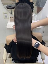 コア 梅田(Core)&nbsp;髪質改善 艶髪 愛され 韓国風 前髪カット 小顔 梅田