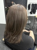 エミタス 柳通り(Emitas.)&nbsp;白髪ぼかしハイライト
