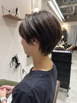 ルックアット(Look at)&nbsp;【Look at】ショートデザインカラーハッシュカットグレージュ