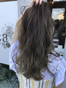 アトリエ スピカ ヘアーアンドメイク(atelier Spica Hair Make) 外国人風アッシュブルージュ