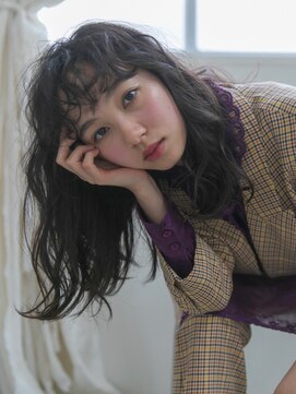 マウロア(MAULOA) 【MAULOA】NUDHI 小顔ロング