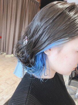 レーヴ(REVE) ブルーアッシュ_インナーカラーセミウェットウェーブ