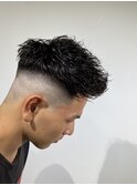 日本橋バーバーフェードショート刈り上げヘア