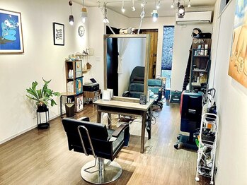 パパアイヤ ヘアアンドリラックス(PAPA I-yah hair&relax)の写真/2席しかないプライベート空間「一人一人丁寧に」を心がけて施術◎ゆったりお過ごしください。