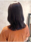 暗髪カラー　ラベンダーグレー　ミディアムレイヤー　ゆる巻き