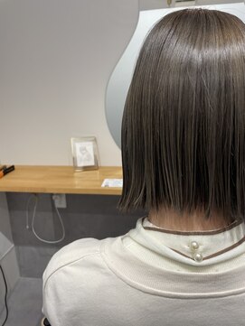 フニフニ(fni.fni) カット＋カラー＋泡パック＋マスク＋marbb