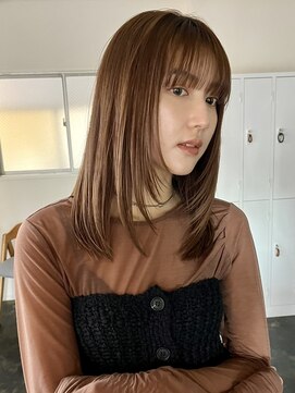 ガーランドギンザ(Garland Ginza) ミディアムレイヤー ストレートヘア メルティカラー