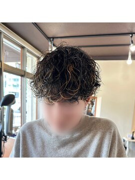 アルグラーテ (Arglarte) メッシュカラー/メンズパーマ/波巻きスパイラルパーマ