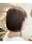 【首元スッキリ】パツッとミニボブ