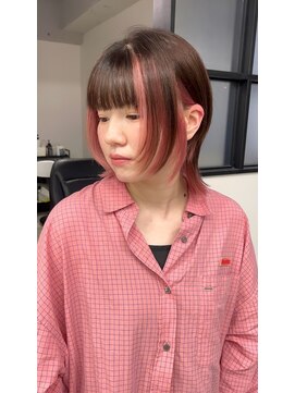 ソルバイジゼル(sol by gisele) 【トレンド感満載】インナーカラー×ウルフで魅せる小顔スタイル