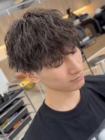 ラヴィズム(LUVISM)&nbsp;波巻きパーマツイストスパイラルパーマメンズマッシュパーマ万代