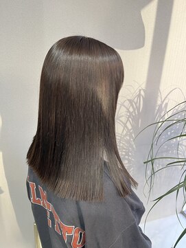 オーセンヘア(AUTHEN.HAIR) 切りっぱなし×透明感グレージュ