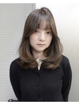 イオエ 表参道(ioe) レイヤーカット/くすみグレージュ/グレージュ/顔まわりカット