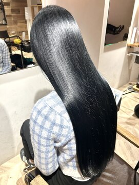 黒髪 髪質改善20代30代 髪質改善艶髪ストレート