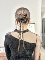 ヘアー アイス 御器所本店(HAIR ICI)&nbsp;卒業式袴着付けタイトヘア◎華やかカチモリ編みおろしヘアセット