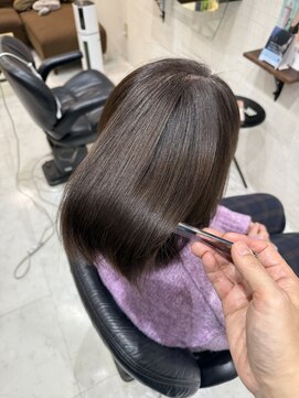 サロンドボーテキリコ(SALON DE BEAUTE KIRIKO) ミディアム × ネオメテオストレート