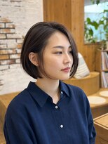 ラシェル パル ノエル(Laciel par Noel)&nbsp;大人シンプルな切りっぱなしボブ