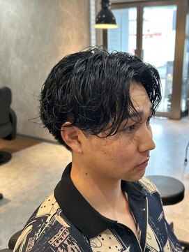 ザ クラン バイ ヘッドライト 仙台長町店(THE CLAN by HEADLIGHT) 【人気メンズパーマ】センターパート×ツイストスパイラル