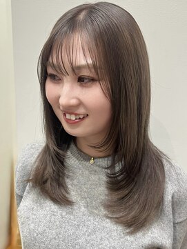 マロ(MALo) くすみグレージュ　ブリーチカラー　ミルクティーベージュ