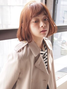 コス(kos) 暖色系ハイトーンボブ