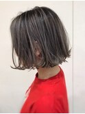 大人可愛い外ハネボブ×逆バレイヤージュ シルバーグレーカラー