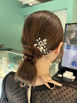 リーホリエ(Lee Horie) タイトヘアアレンジ♪ 【MOMOKA】