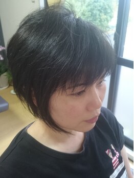 エフヘアーの写真/和漢カラーでダメージを最小限に抑え、ムラなく綺麗なカラーを実現！ダメージの違いをご実感下さい。