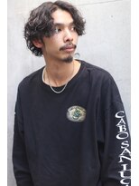 ブークル(boucle)&nbsp;センターパートハードパーマ　ハードスパイラルパーマ