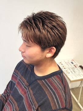 ニアウ 伊勢崎連取店(Niau) ショートウルフセンターパートスパイキーショート