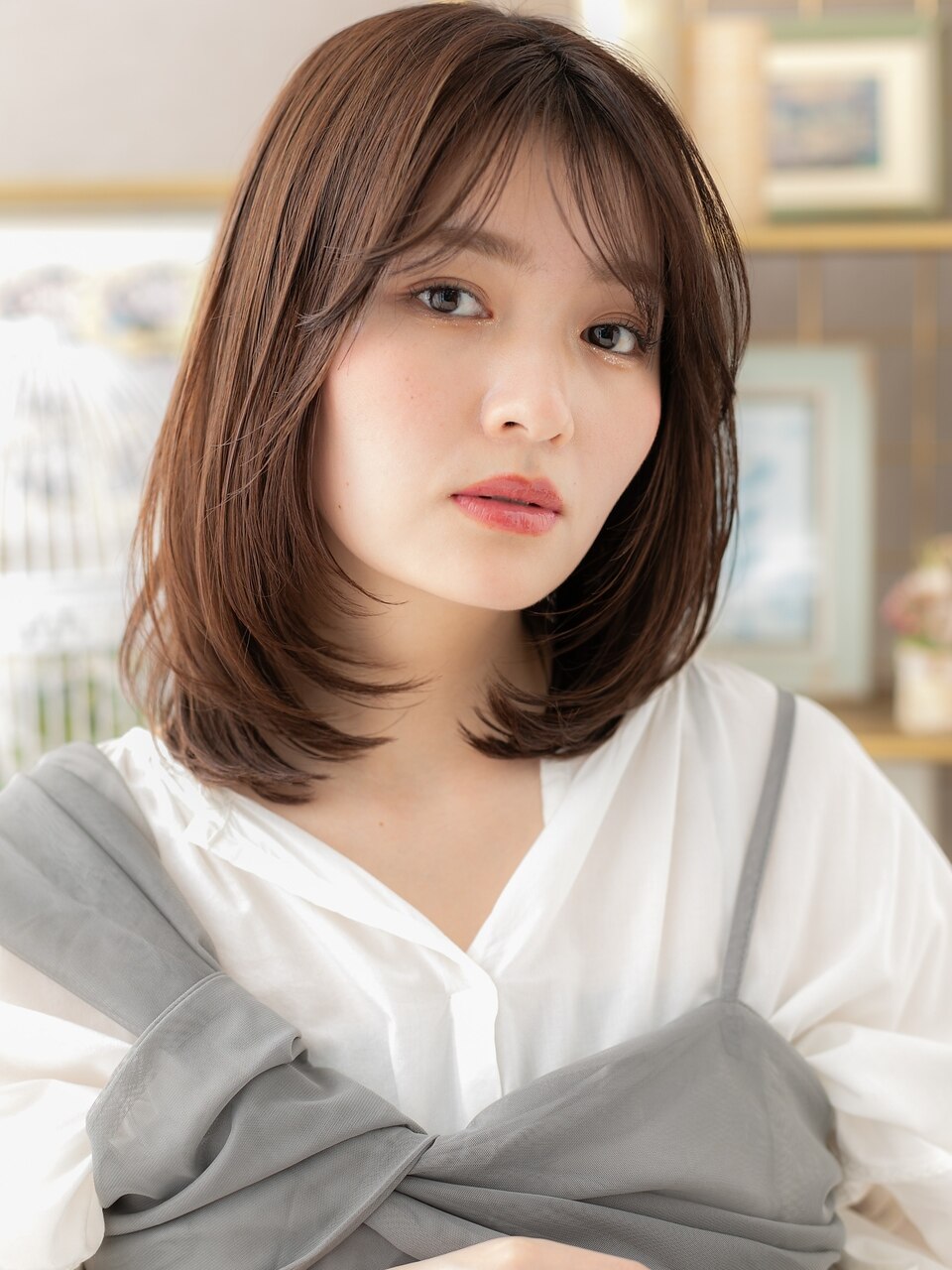 内巻きレイヤーカット鎖骨ミディアムTc2浦和20代30代40代：L248210194