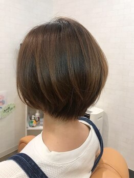 再現性が高く、サロン帰りのスタイルが続く！伸びてもまとまりやすく、自宅でのお手入れも簡単に♪