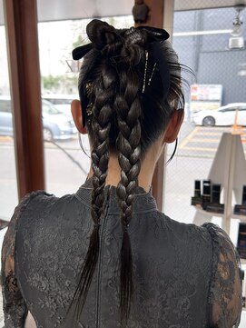 ブリッツレボルト(BLITZ R EVOLUT) カチモリヘア/婚礼ヘアセット