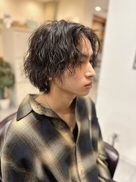 アドラーブル 駅南店(adorable) センターパートソフトツイストパーマメッシュマッシュウルフ