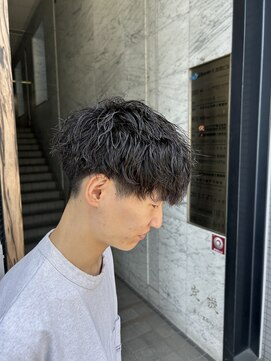 アース 天満橋店(HAIR & MAKE EARTH) 20代30代◎ツイスパ×センターパートで旬顔マッシュ