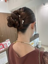 アッシュ 下北沢店(Ash) 高めふんわりシニヨンスタイル