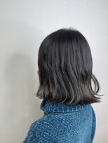 フィガロヘアクプレ(FIGAROHAIR Couplet) 切りっぱなしボブ+透明感グレージュ