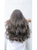 トゥーミー(to mee)&nbsp;グレージュ【担当　末吉】