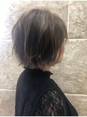 ショートボブ
