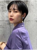 タイトな動きのショートマッシュ