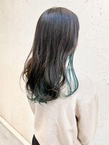 フロール(Flor)&nbsp;【flor 戸塚】*インナーカラー+グリーン×アッシュ*