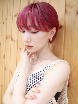 ブゾン(buZon) 【buZonブゾン】耳掛けショート×ビビッドピンクカラー