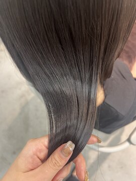 スクリバイタヒエ(SUKURI by tahie) サミートリートメント