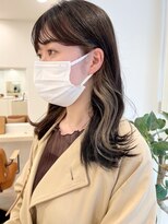 ガーデンヨコハマエスト(GARDEN YOKOHAMA est) イヤリングカラー　ベージュカラー　ロングヘア　