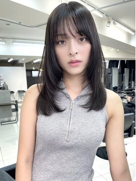 ヴェイン 渋谷(vain) ★くびレイヤーエモージュ黒髪グレーベージュレイヤーロング前髪